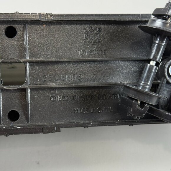 Caterpillar Yellow & Black Train Toy Set With Locomotive & Cargo Car Model - Picture 7 of 7